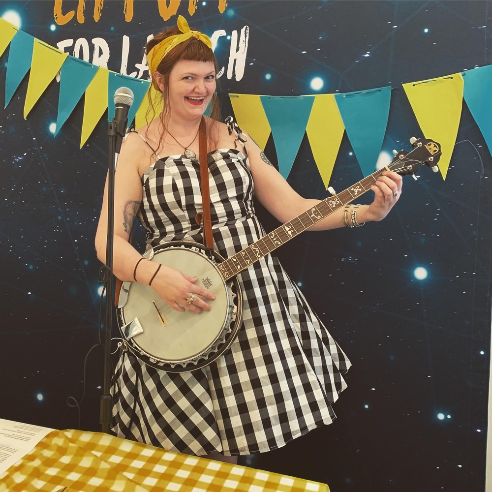 Meet your Posher, Lilly